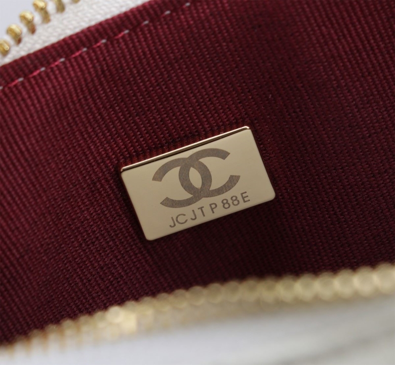 Ch**el hobo bags